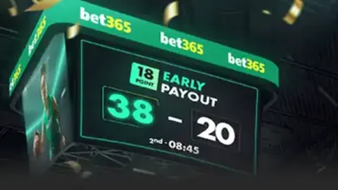 泰国翻车巴士事故造成17人遇难逾40人受伤